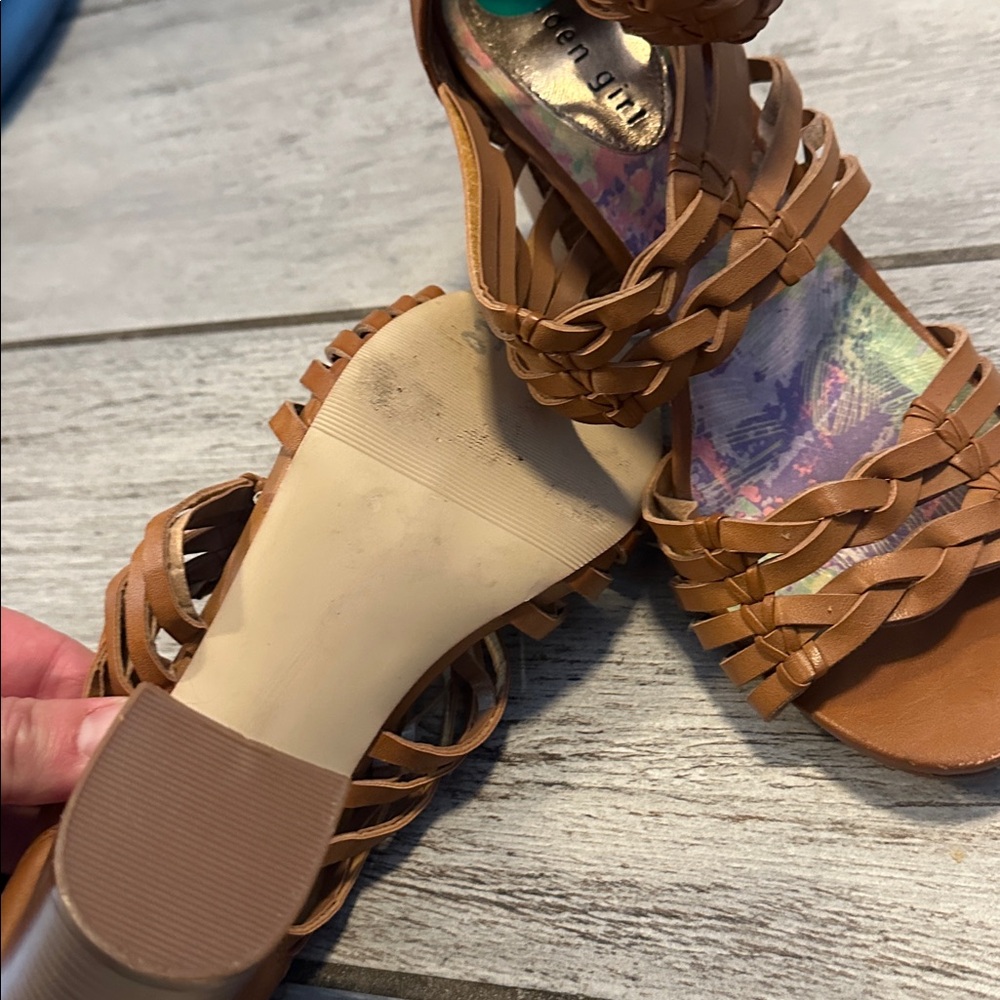 Madden Girl Brown Strappy Heeled Platform Costume Y2K 90s Vintage Sandals Size 8 - Picture 5 of 5